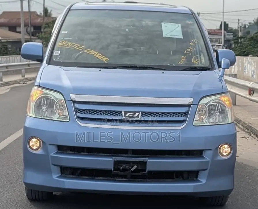 Toyota Voxy 2006 Blue