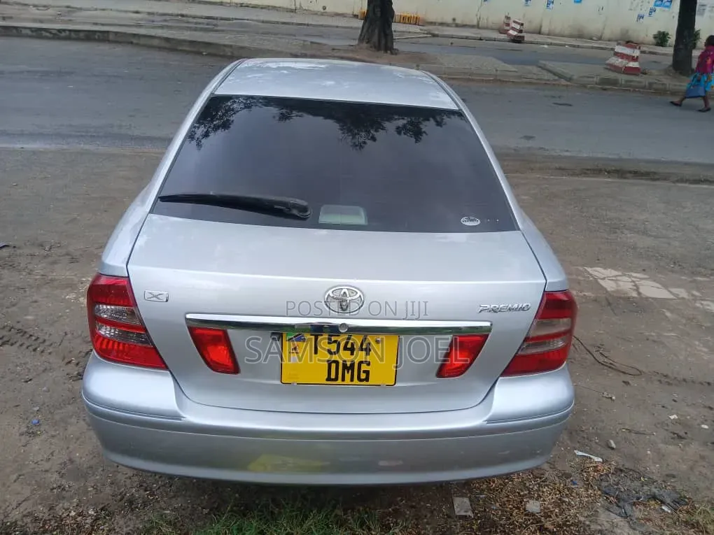 Toyota Premio 2006 Silver