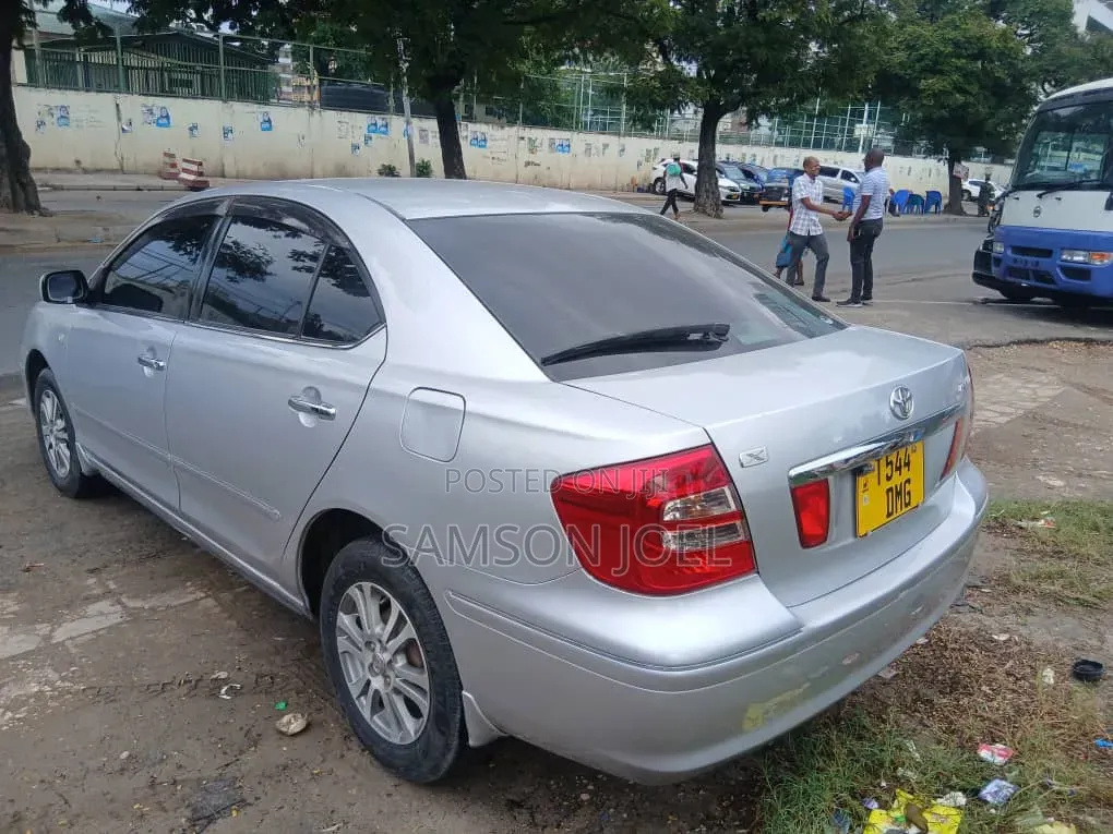 Toyota Premio 2006 Silver