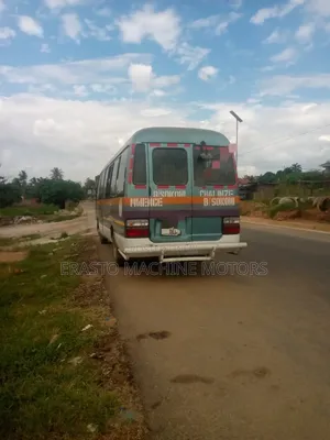 Toyota Coaster 1999