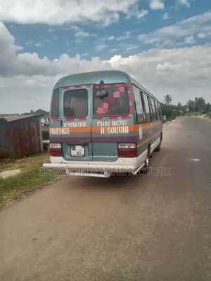 Toyota Coaster 1999