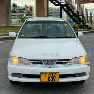 Toyota Carina 2001 White