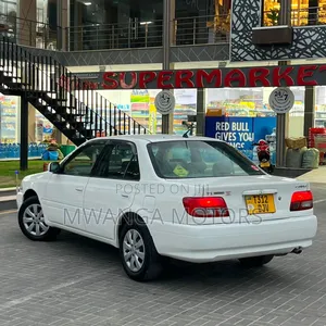 Toyota Carina 2001 White