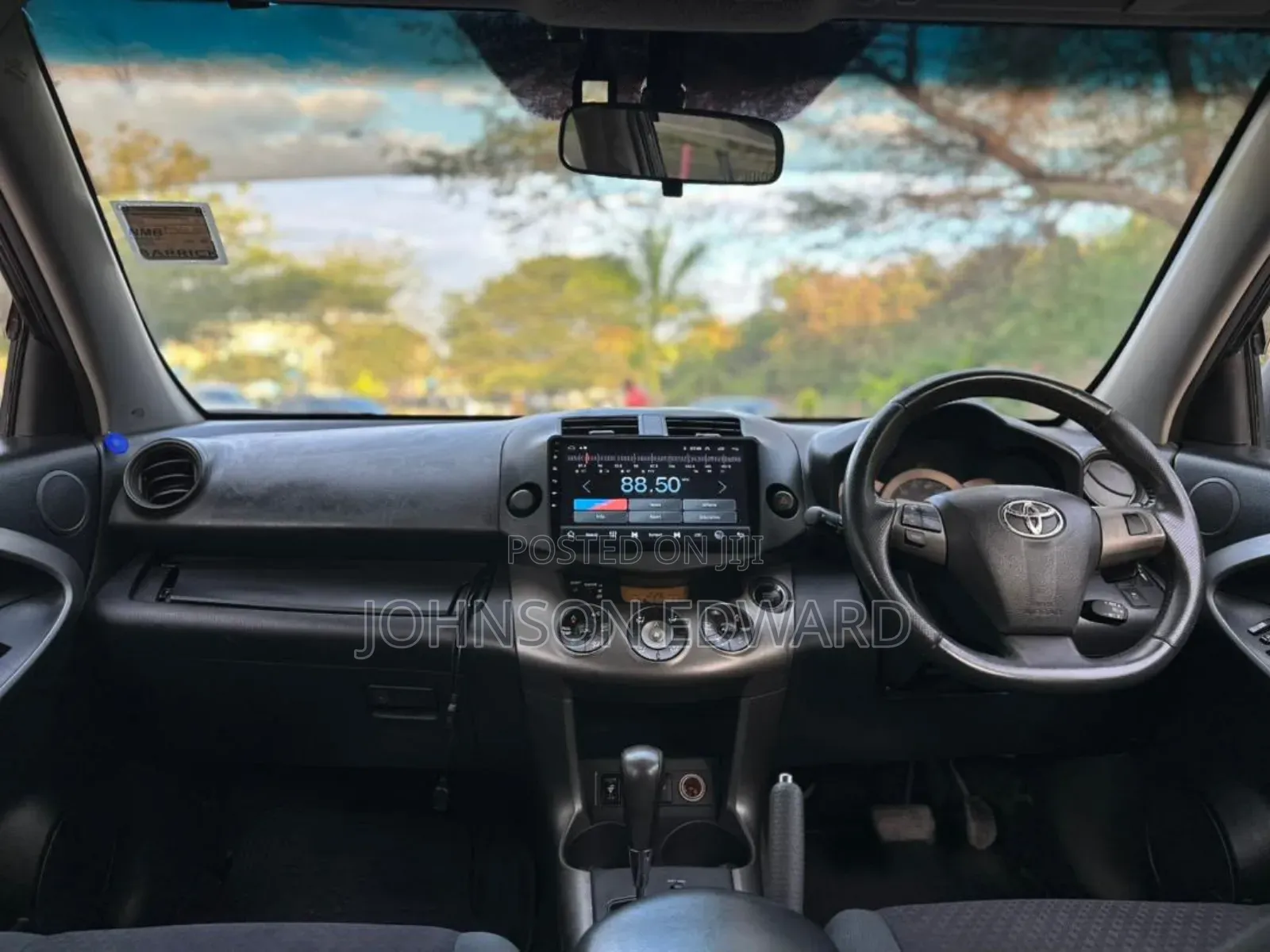 Toyota Vanguard 2011 Black