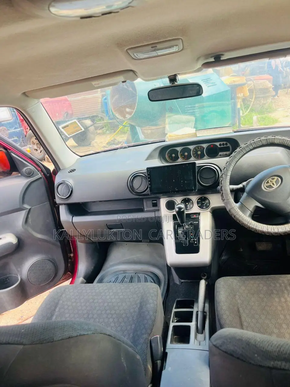 Toyota Corolla Rumion 2010 Maroon