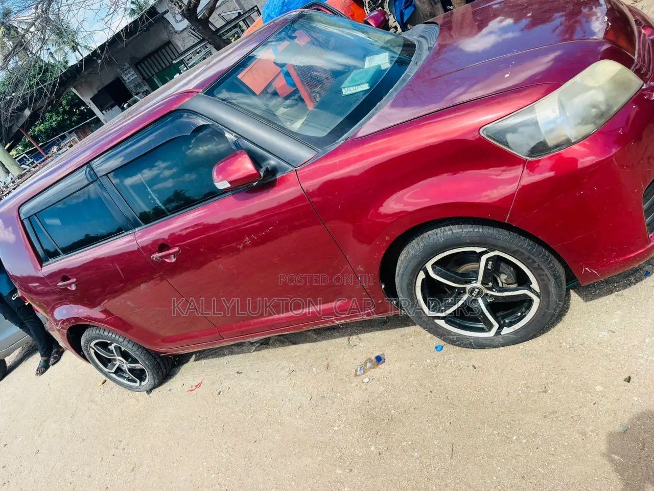 Toyota Corolla Rumion 2010 Maroon