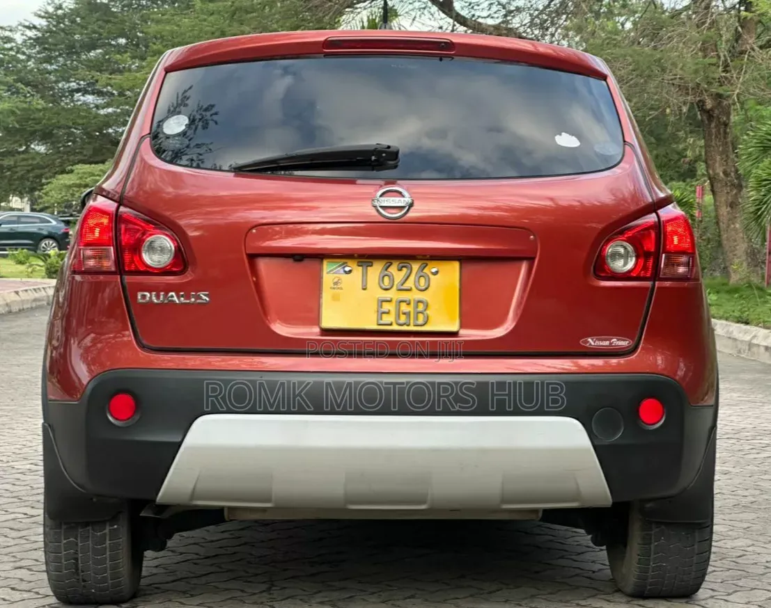 Nissan Dualis 2010 Red