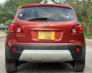 Nissan Dualis 2010 Red