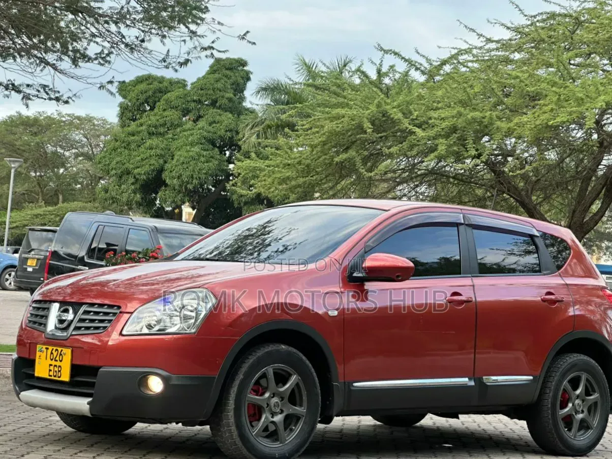 Nissan Dualis 2010 Red