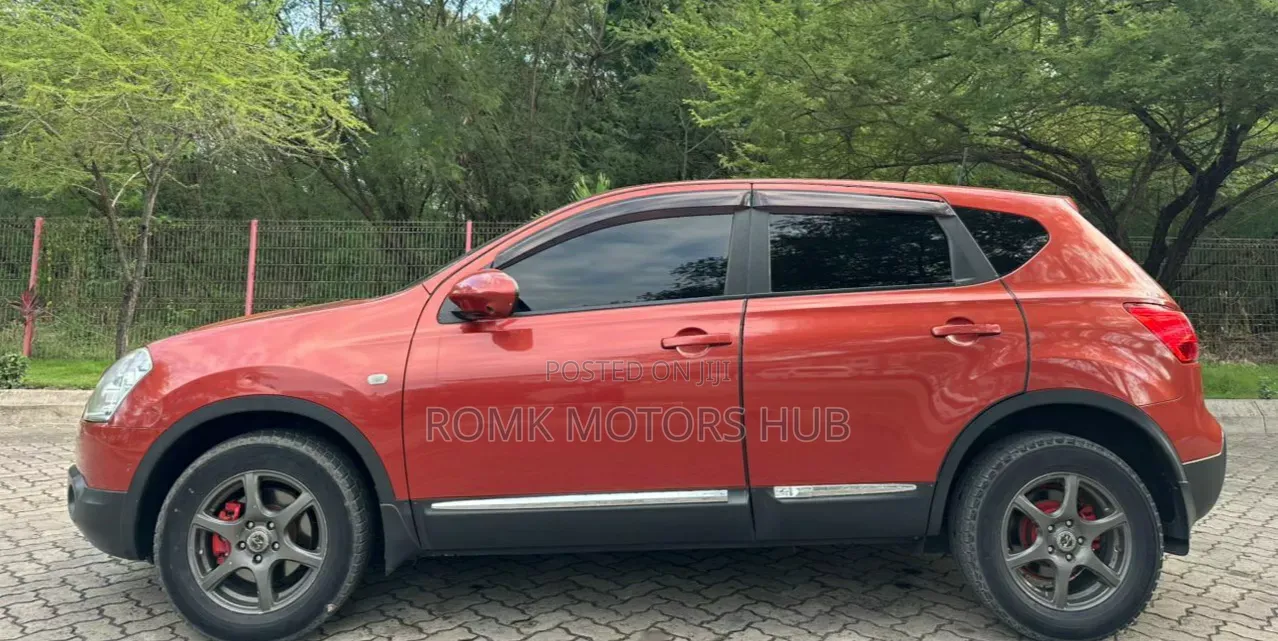 Nissan Dualis 2010 Red