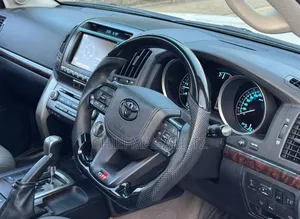Toyota Land Cruiser 2014 Off white