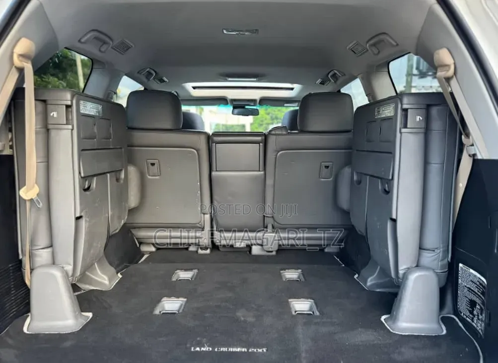 Toyota Land Cruiser 2014 Off white