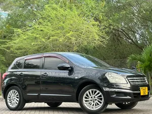 Nissan Dualis 2011 Black