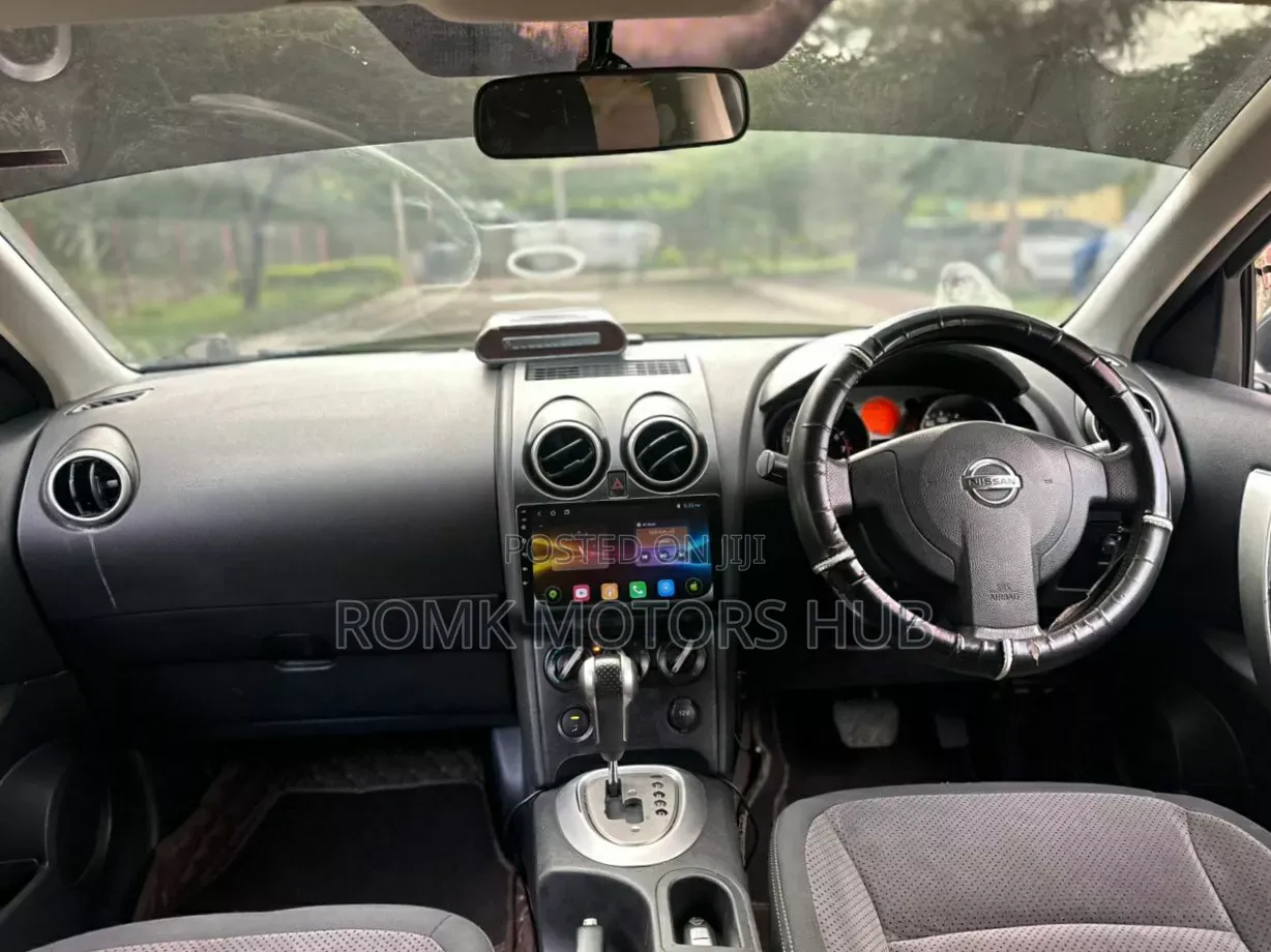 Nissan Dualis 2011 Black