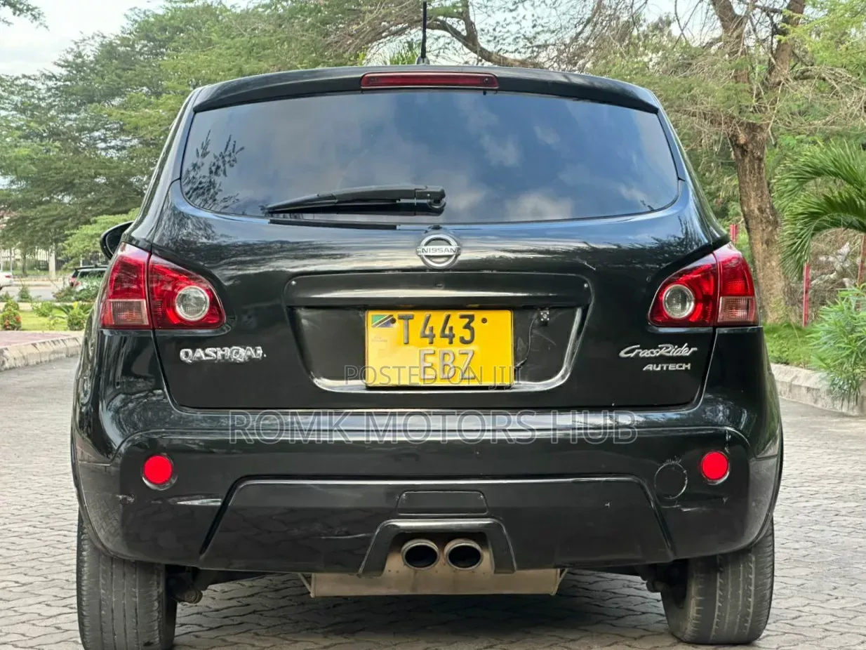 Nissan Dualis 2011 Black