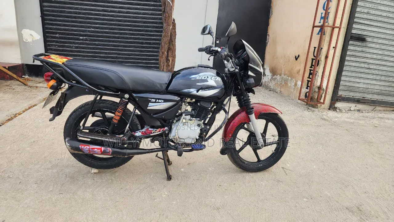 Bajaj Boxer 125 2022 Black