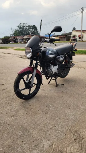Bajaj Boxer 125 2022 Black