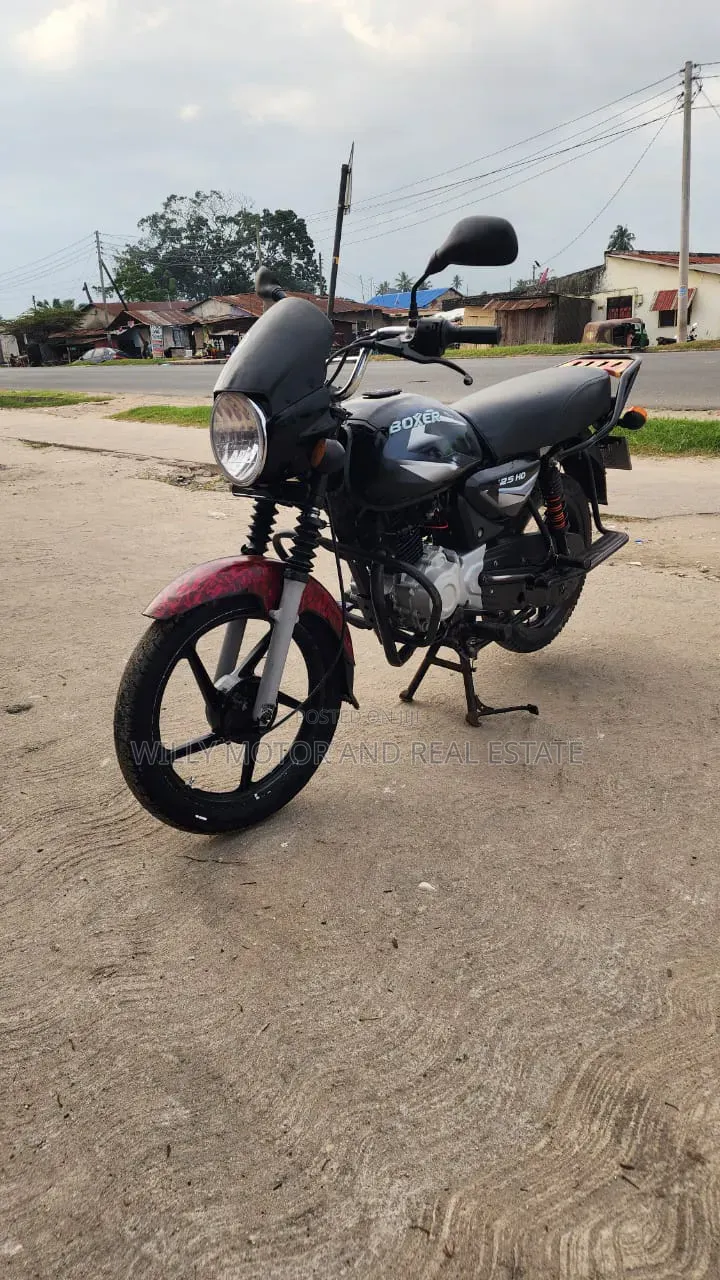 Bajaj Boxer 125 2022 Black