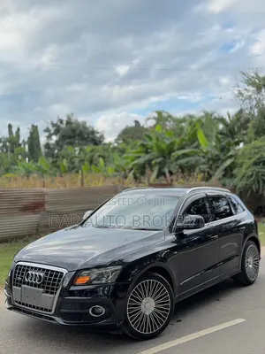 Audi Q5 2011 Black