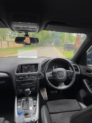 Audi Q5 2011 Black