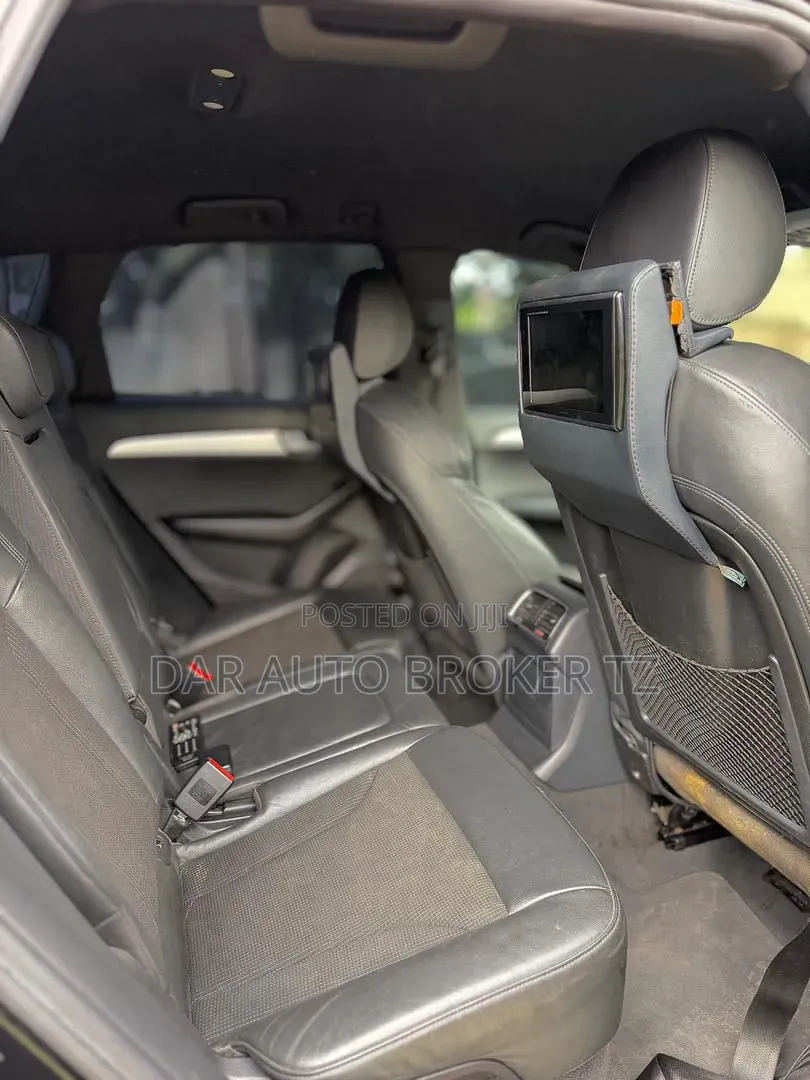 Audi Q5 2011 Black