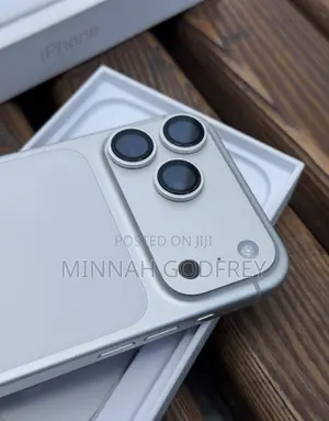 New Apple iPhone 17 Pro Max 256 GB Silver