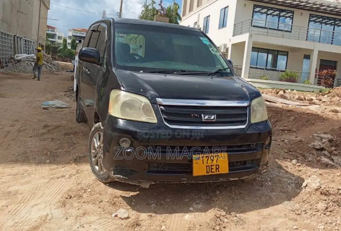 Toyota Noah 2005 Black