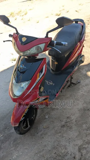 Honda Today 2025 Red