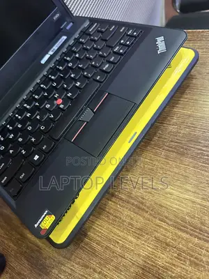 Laptop Lenovo ThinkPad X131e 4GB AMD HDD 500GB