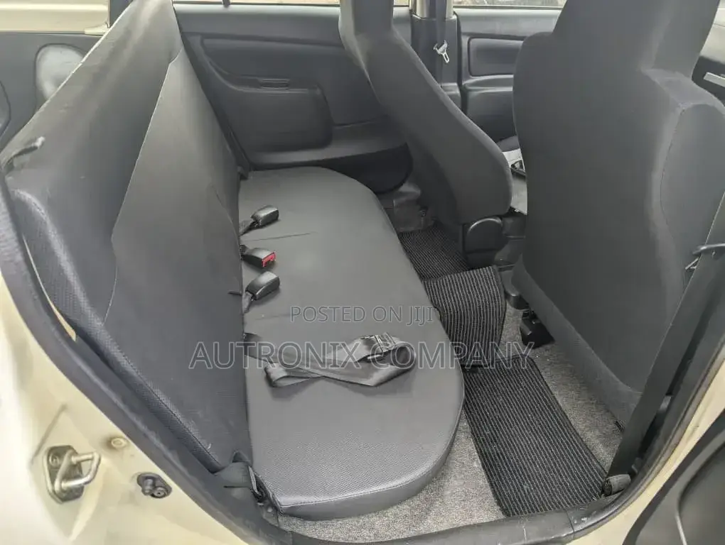 Toyota Probox 2015