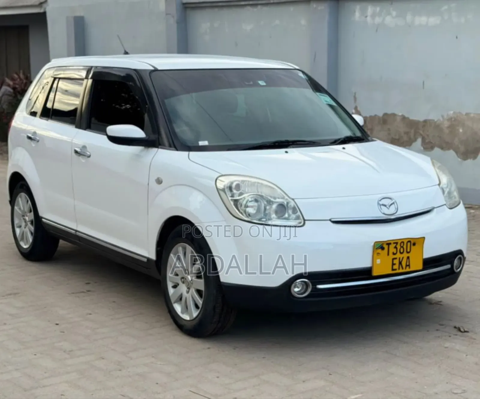 Mazda Verisa 2007 White