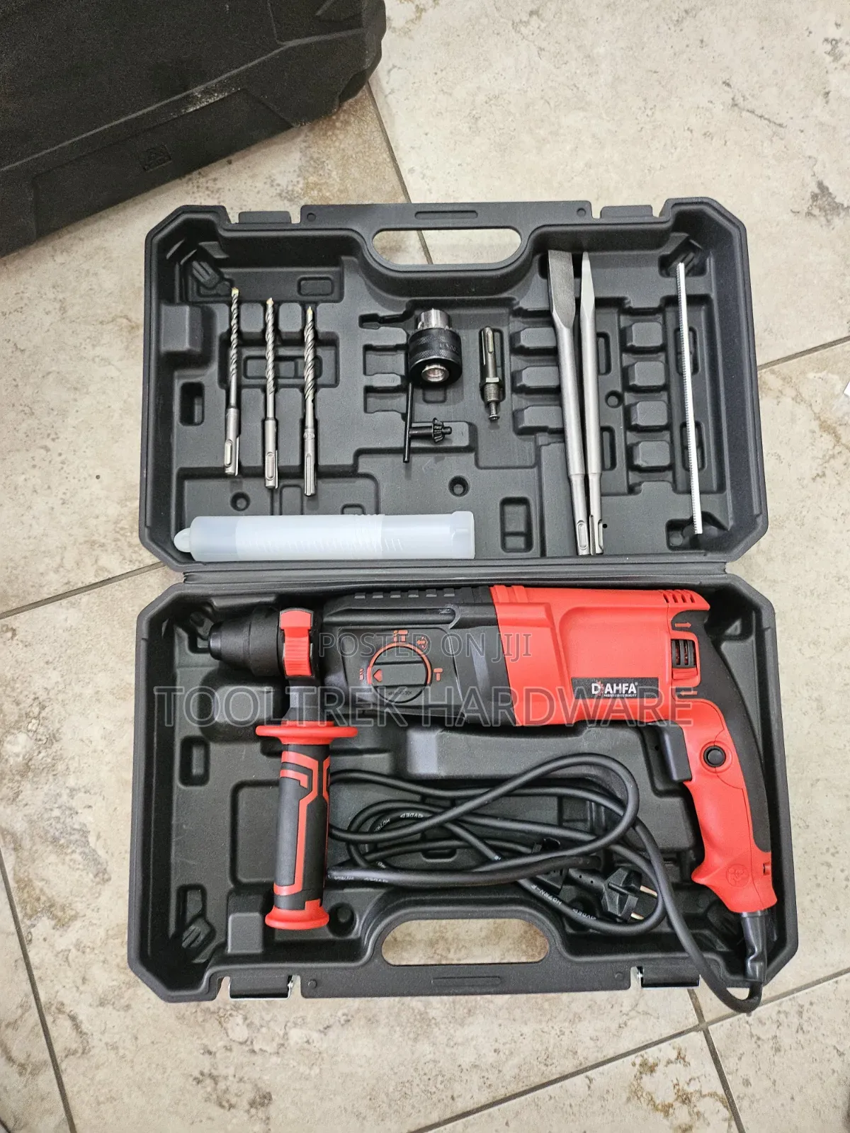Rotary Hammer 1250w With Extra Chuck