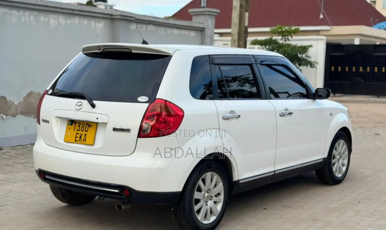 Mazda Verisa 2007 White