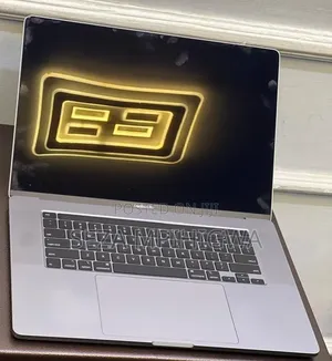 Laptop Apple MacBook Pro 2019 32GB Intel Core i7 SSD 512GB
