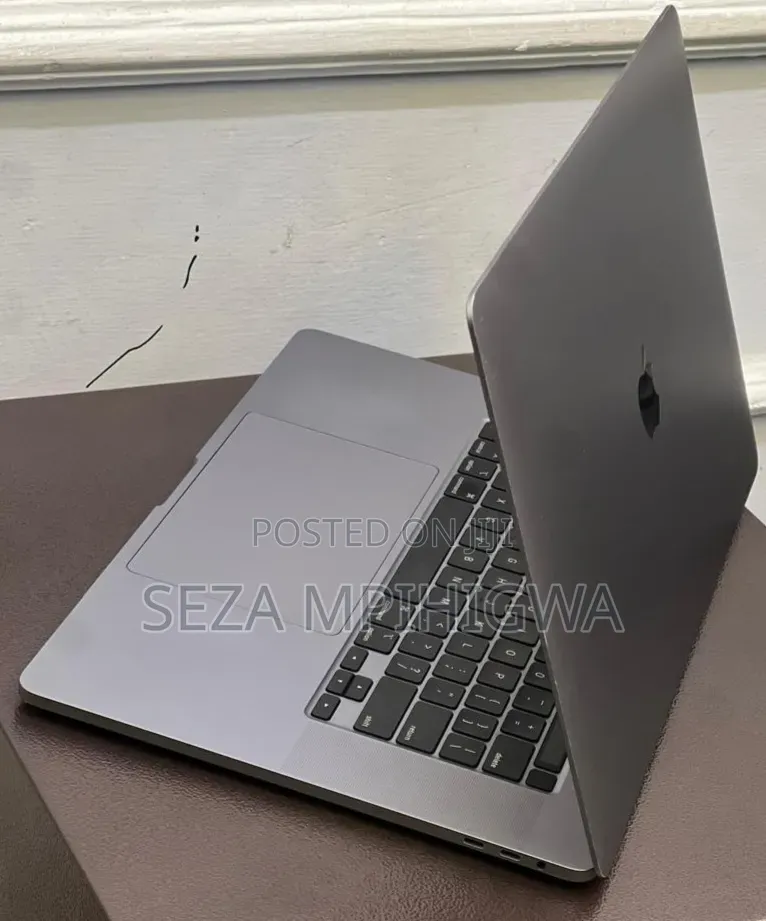 Laptop Apple MacBook Pro 2019 32GB Intel Core i7 SSD 512GB