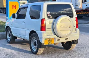 Suzuki Jimny 2000 White