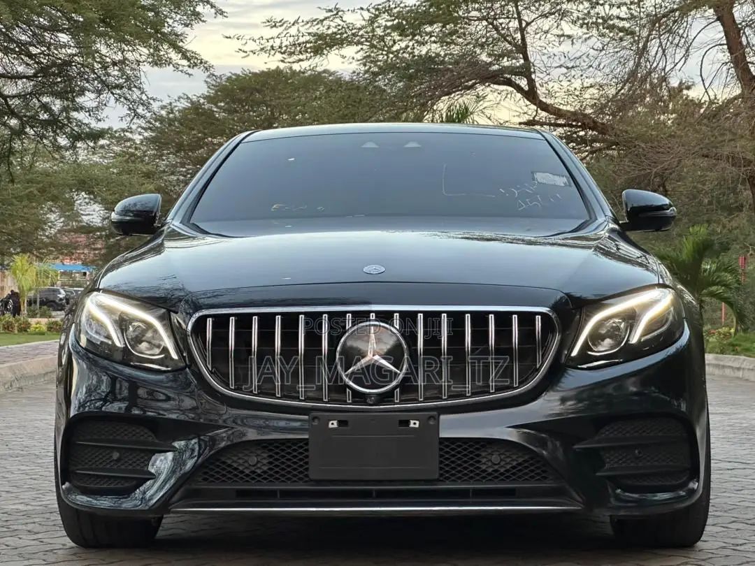 Mercedes-Benz C-Class 2017 Black
