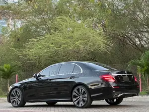 Mercedes-Benz C-Class 2017 Black