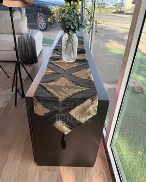 Table Runner 200cm *33cm