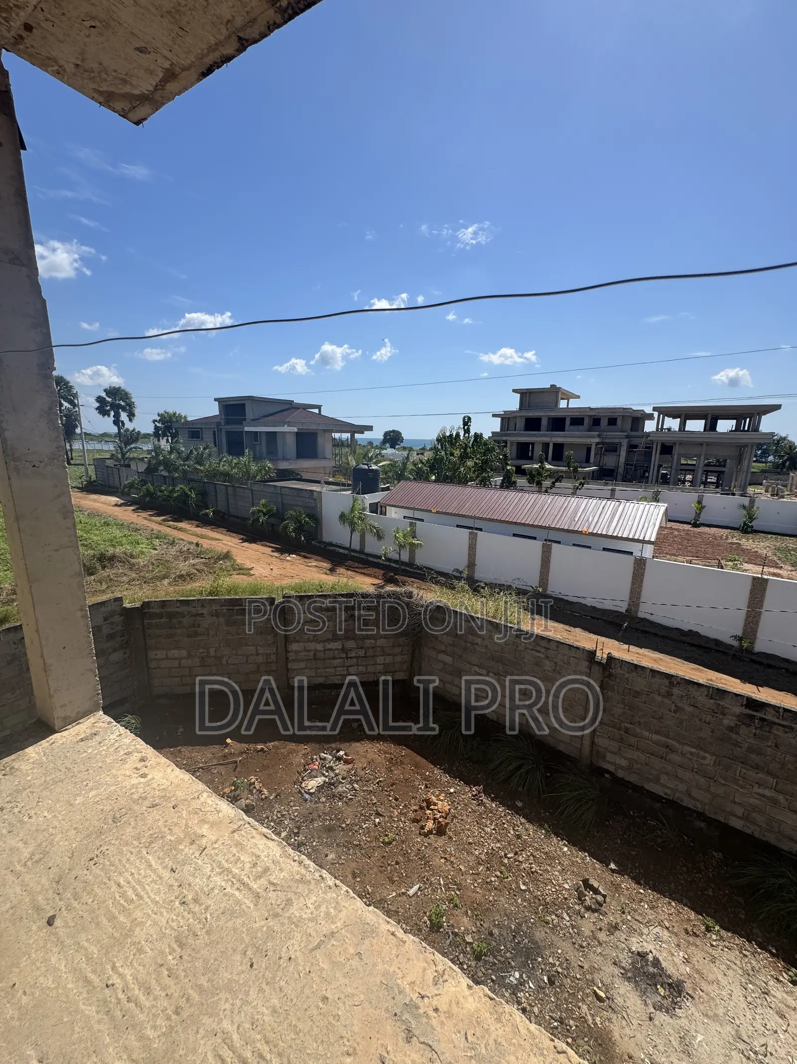 5bdrm House in Kigamboni for sale