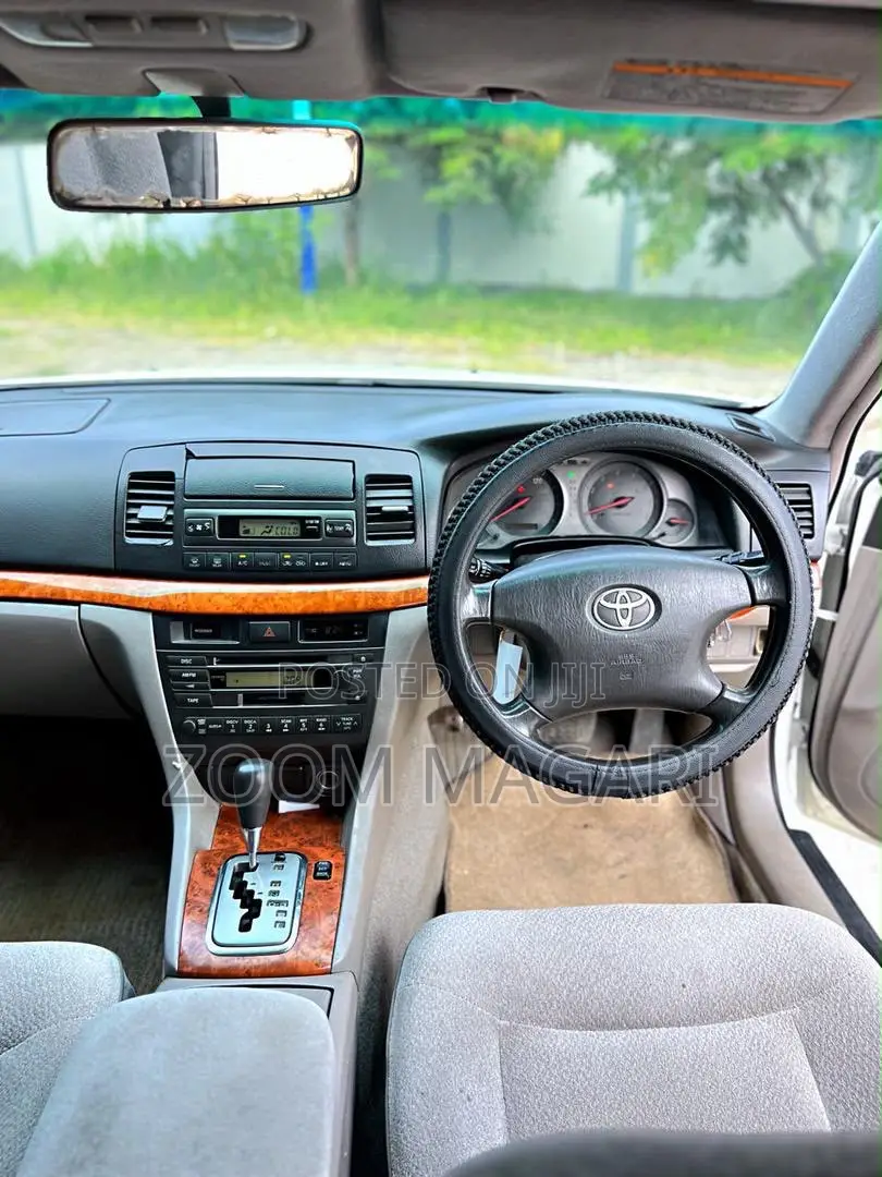 Toyota Mark II 2003 White