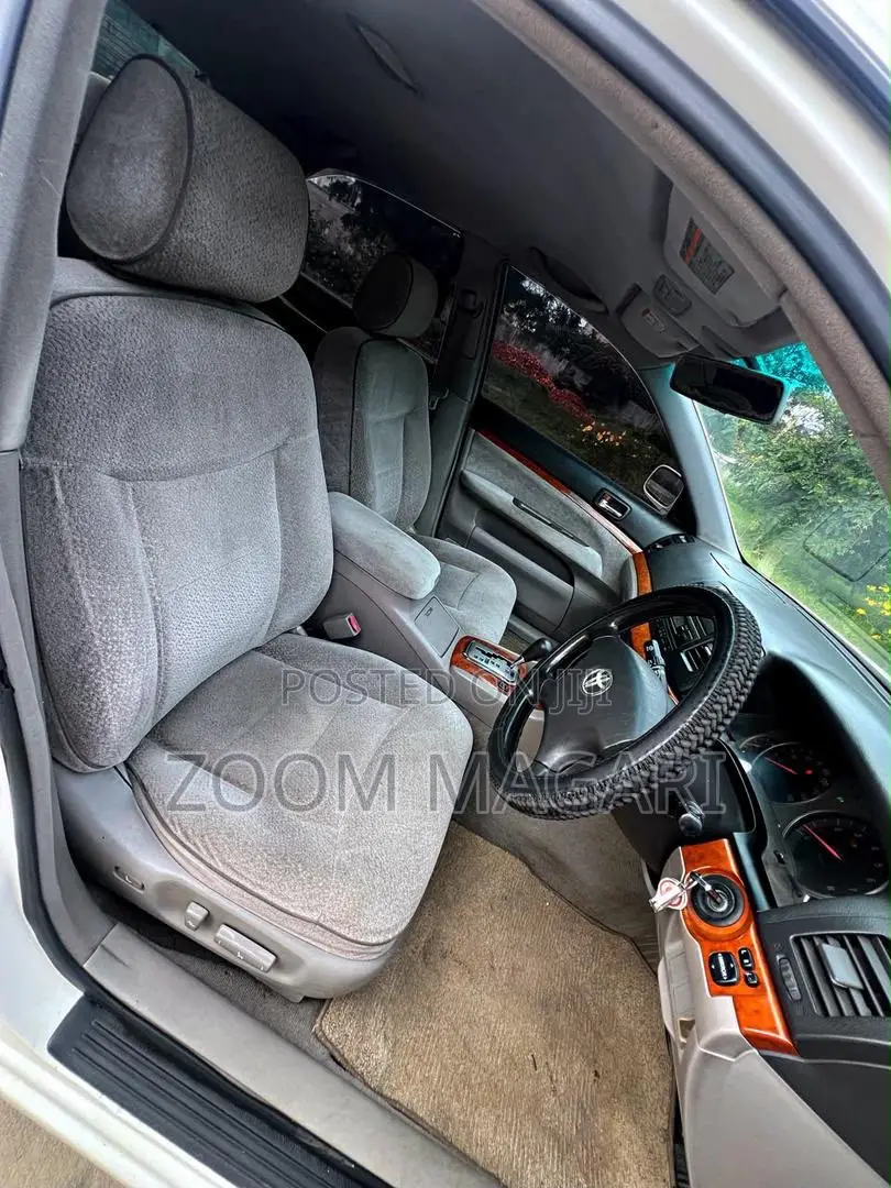 Toyota Mark II 2003 White