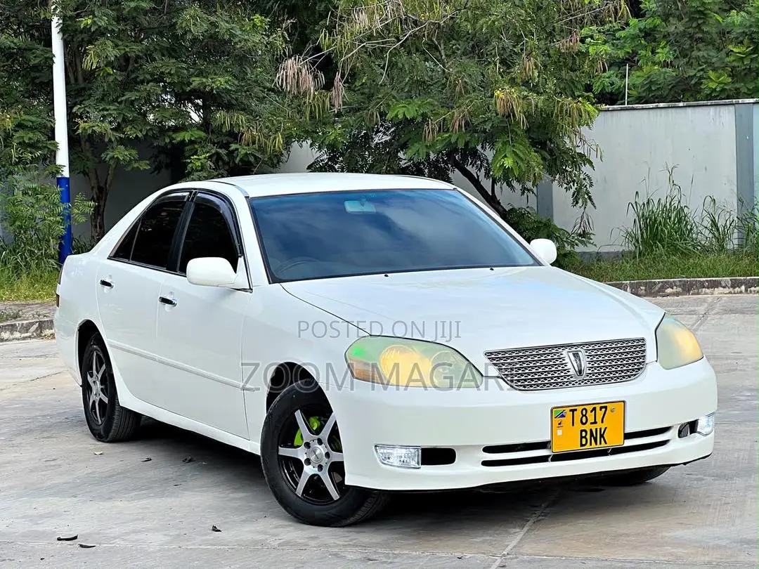 Toyota Mark II 2003 White