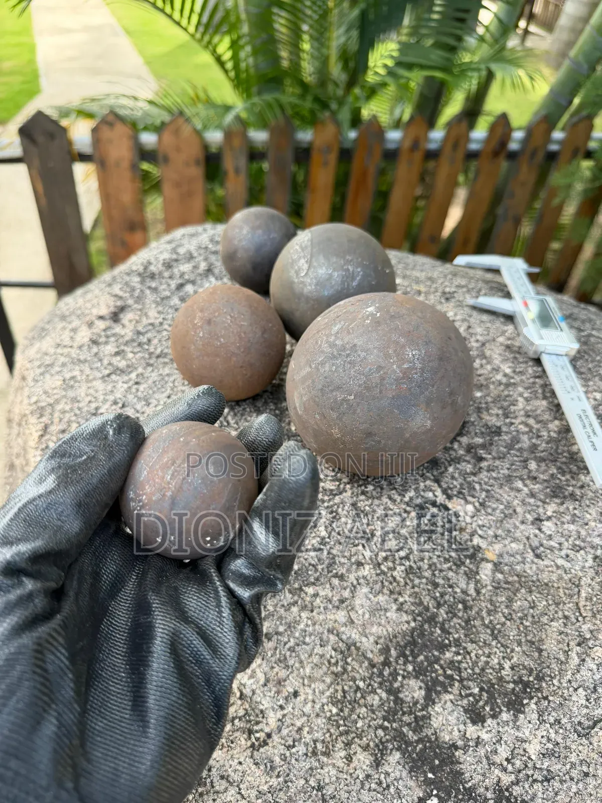 Grinding Steel Balls (Gololi)