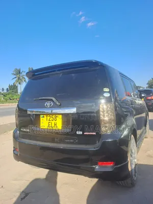 Toyota Corolla Rumion 2009