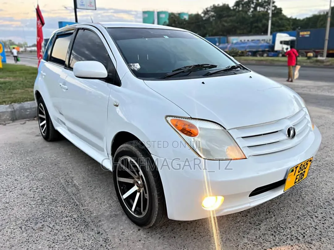 Toyota IST 2005 Pearl
