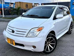 Toyota IST 2005 Pearl