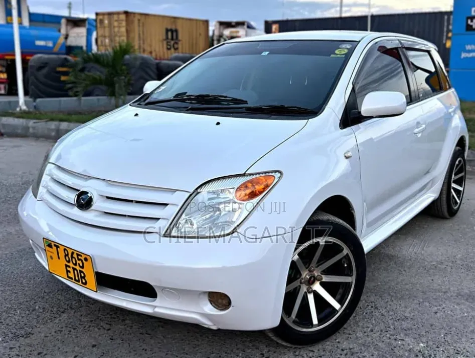 Toyota IST 2005 Pearl