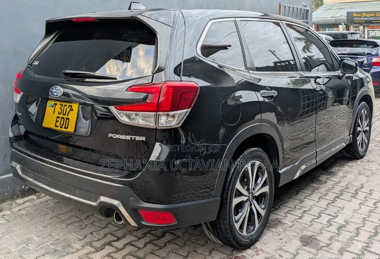 Subaru Forester 2020 Black