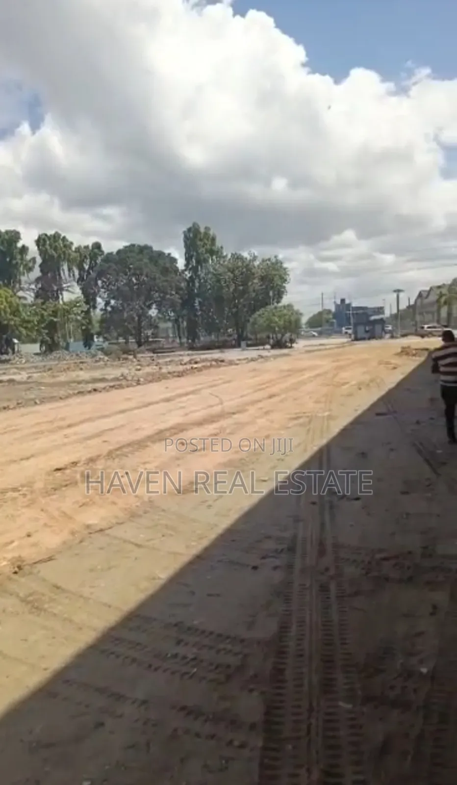 6 Acres Yard Inauzwa Vingunguti Nyerere Road